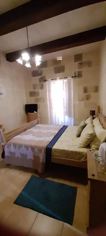 Ta Gorg Bed & Breakfast Qala Ngoại thất bức ảnh
