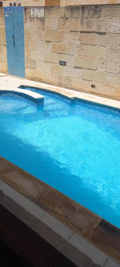 Ta Gorg Bed & Breakfast Qala Ngoại thất bức ảnh